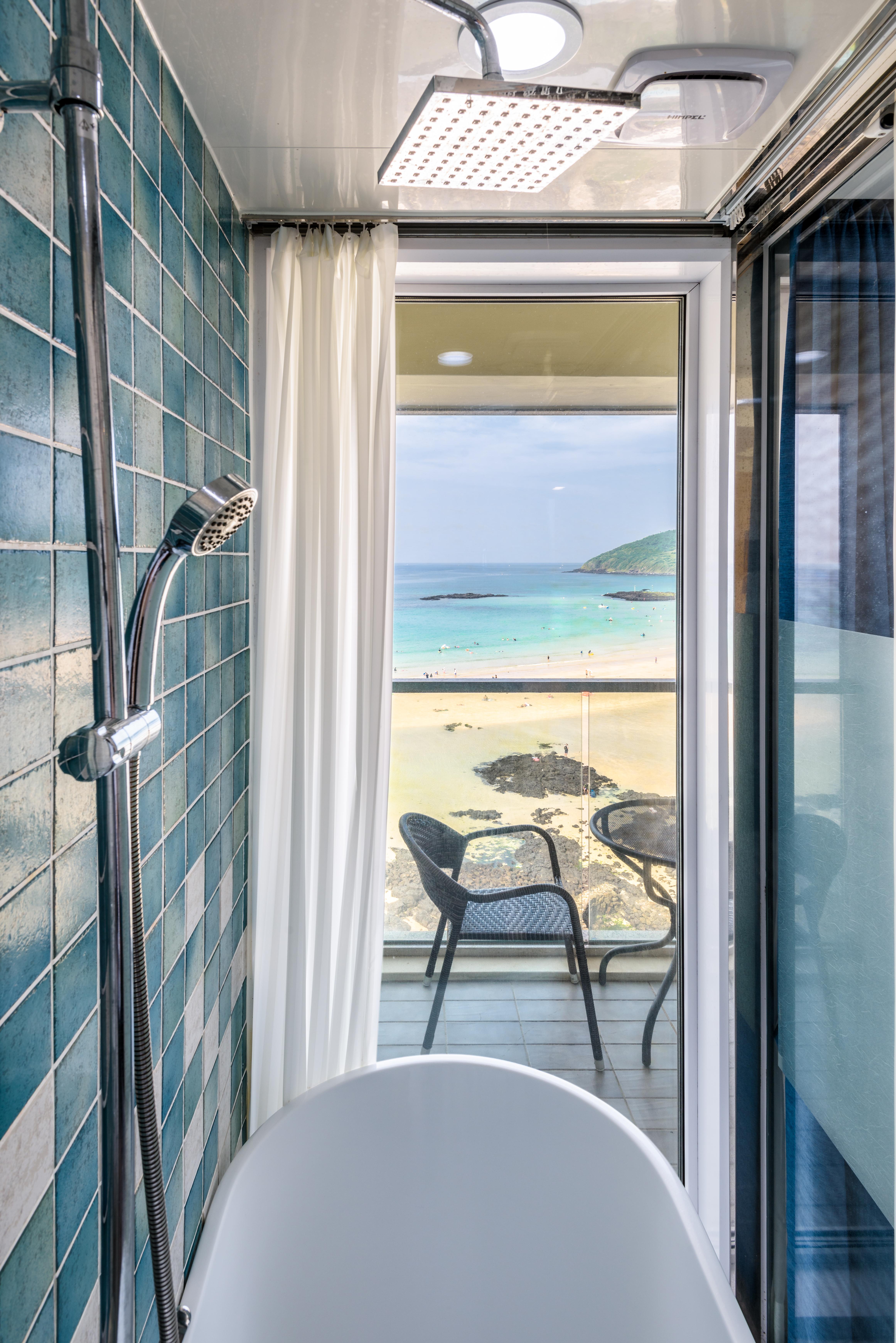 Aimi Jeju Beach Hotel Экстерьер фото