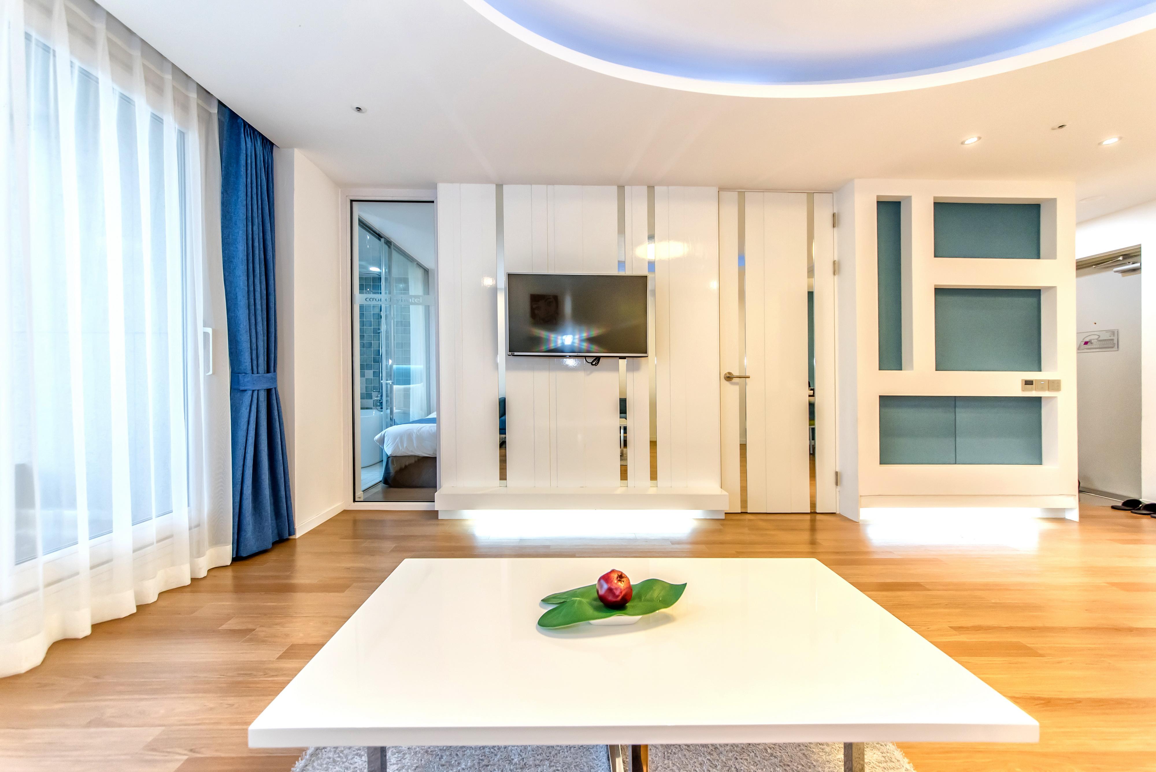 Aimi Jeju Beach Hotel Экстерьер фото