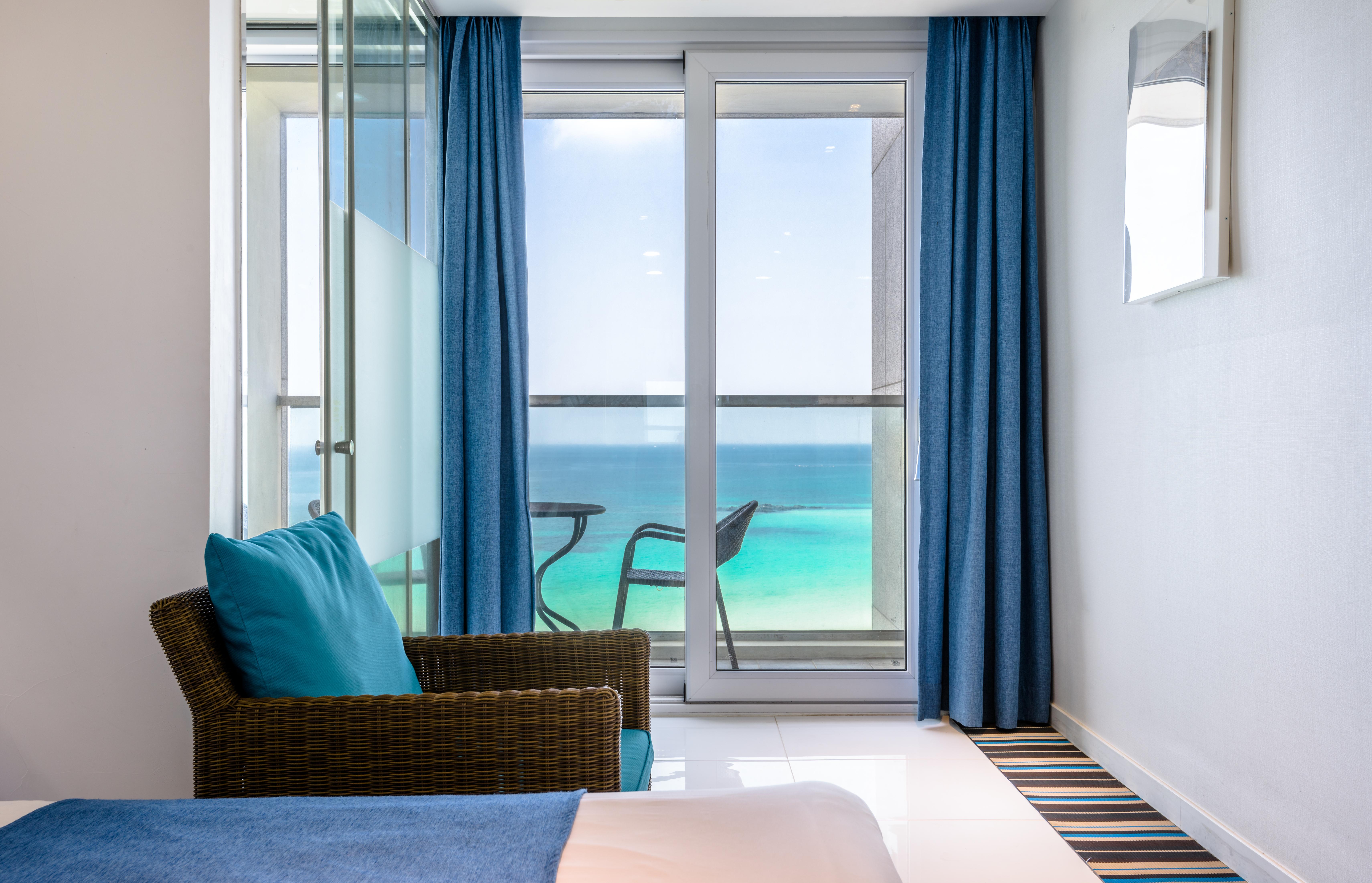 Aimi Jeju Beach Hotel Экстерьер фото