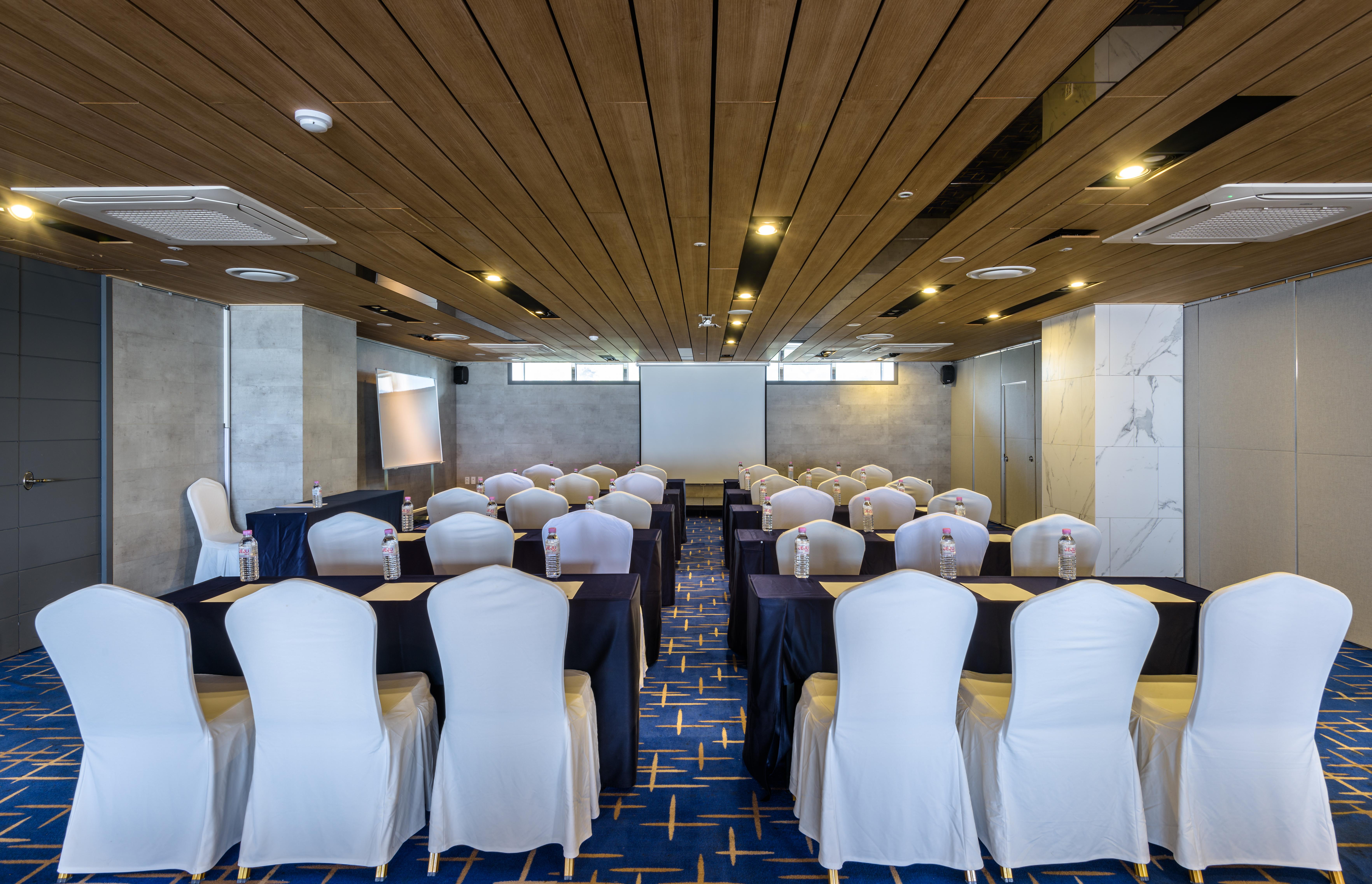 Aimi Jeju Beach Hotel Экстерьер фото